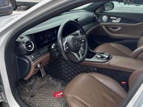 Mercedes-Benz E 300 * 4MATIC * BURMESTER * ХЕД ЪП * 360 *  - 24400 € / 47722.25 лв. - 53768655 5