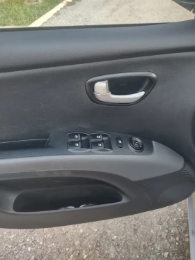 Hyundai I10 - 2600 € / 5085.16 лв. - 94803837 5