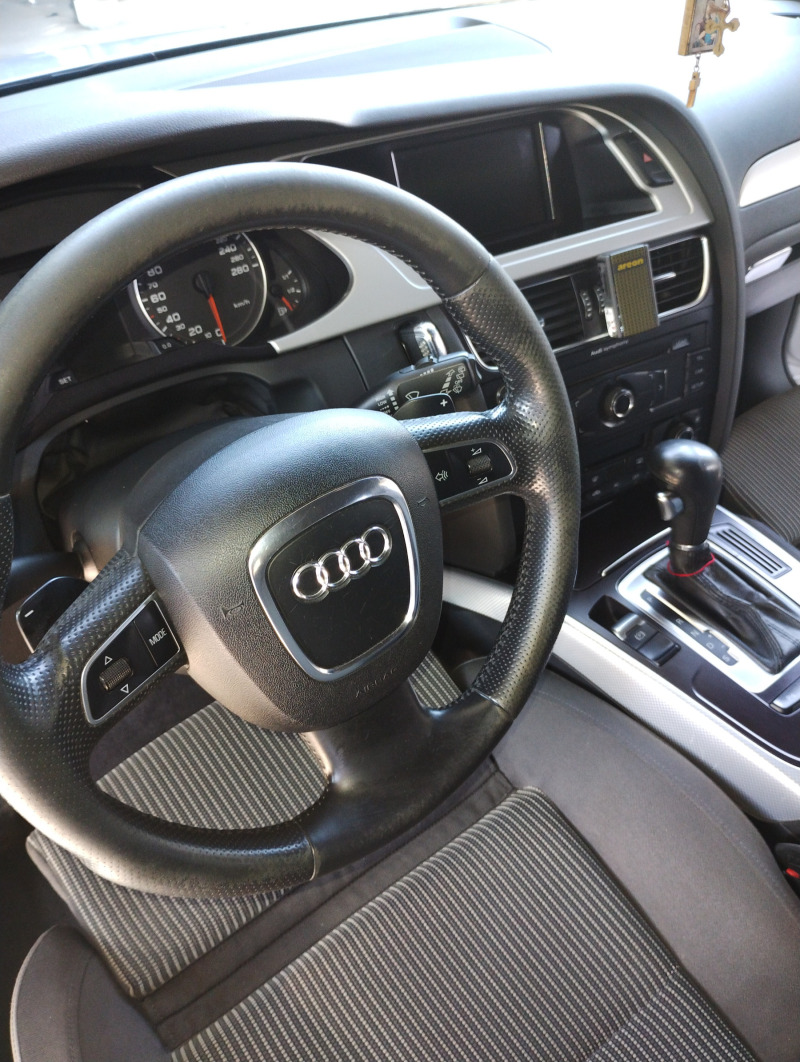 Audi A4, снимка 6 - Автомобили и джипове - 45495397