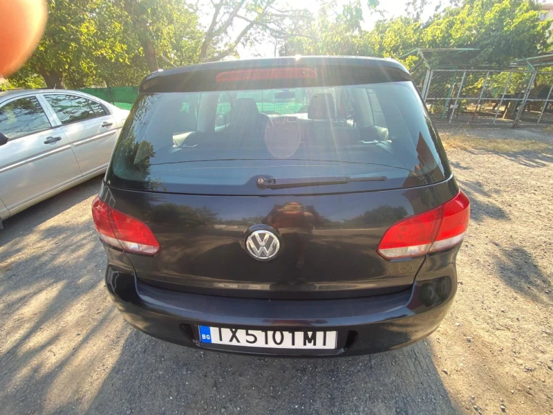 VW Golf Golf 1.6, 105к.с, снимка 4 - Автомобили и джипове - 47429525