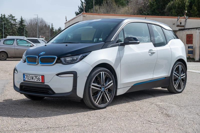 BMW i3 * * 120AH-Термопомпа-Голяма Навигация-Камера-LED* , снимка 7 - Автомобили и джипове - 49512510