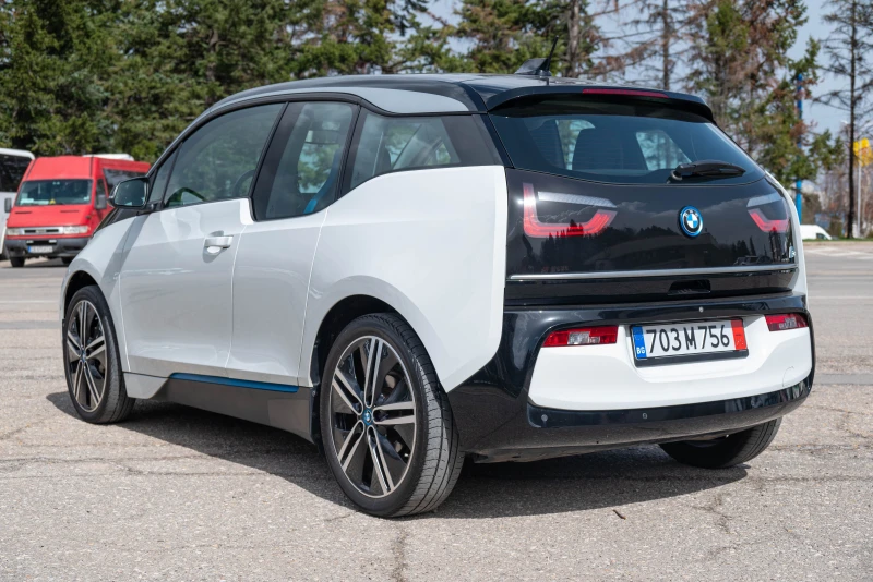 BMW i3 * * 120AH-Термопомпа-Голяма Навигация-Камера-LED* , снимка 5 - Автомобили и джипове - 49512510