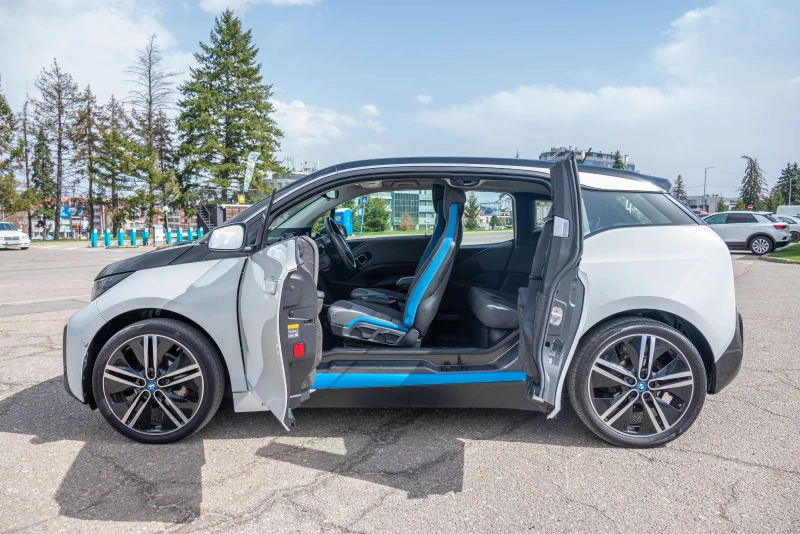 BMW i3 * * 120AH-Термопомпа-Голяма Навигация-Камера-LED* , снимка 10 - Автомобили и джипове - 49512510