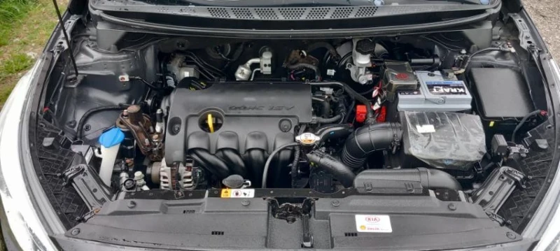 Kia Ceed, снимка 5 - Автомобили и джипове - 52645602