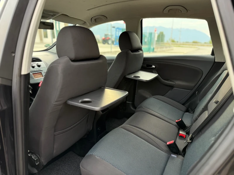 Seat Altea XL~1.6i-102hp, снимка 16 - Автомобили и джипове - 51896895