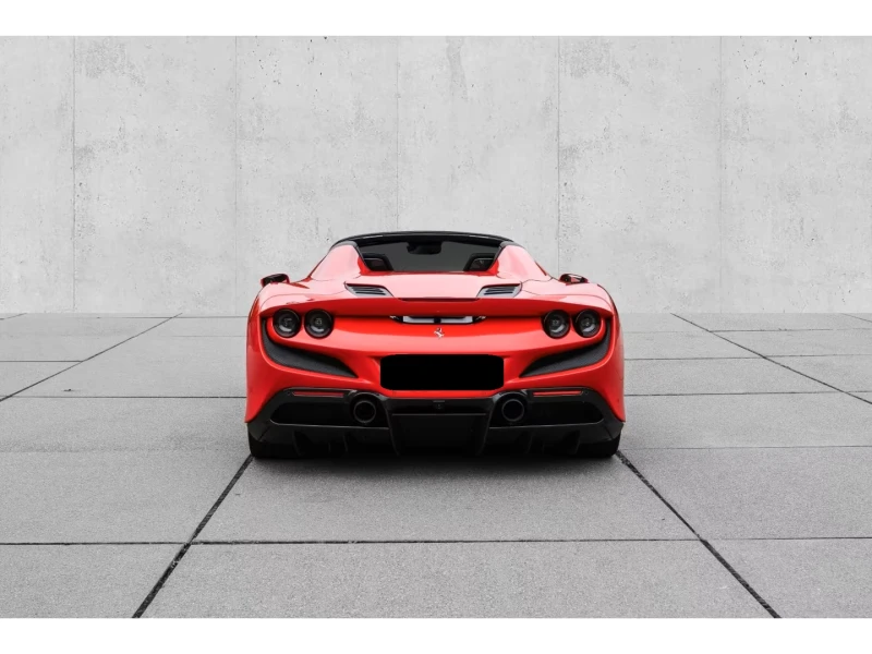 Ferrari F8 Carbon, снимка 8 - Автомобили и джипове - 52295359