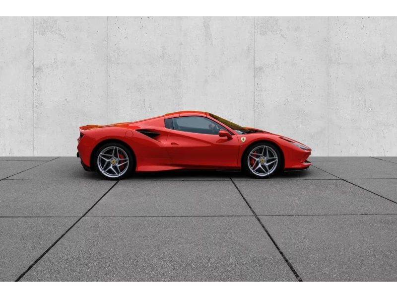 Ferrari F8 Carbon, снимка 7 - Автомобили и джипове - 52295359