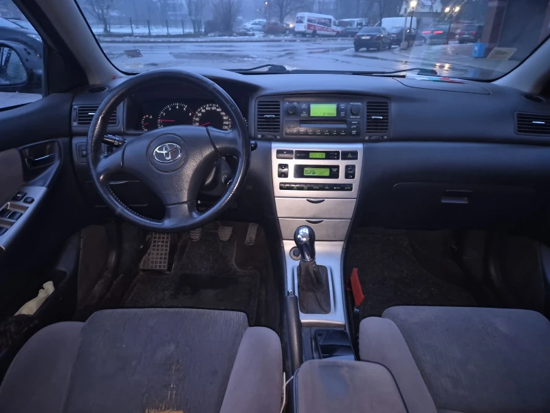Toyota Corolla 2.0 D4D , снимка 10 - Автомобили и джипове - 53055618