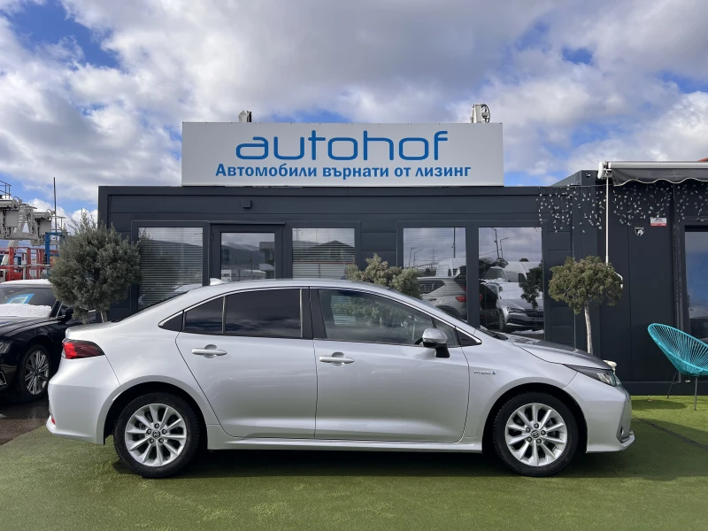 Toyota Corolla EXECUTIVE/1.8 HYBRID/122к.с./е-CVT/ГАРАНЦИЯ, снимка 5 - Автомобили и джипове - 53526830