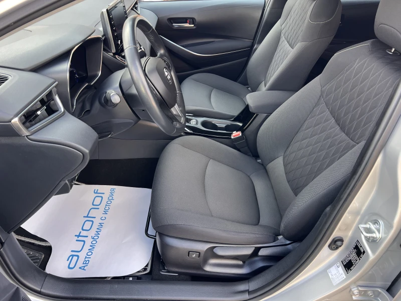 Toyota Corolla EXECUTIVE/1.8 HYBRID/122к.с./е-CVT/ГАРАНЦИЯ, снимка 8 - Автомобили и джипове - 53526830