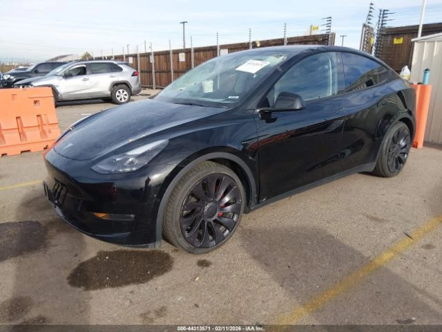 Tesla Model Y * PERFORMANCE* DUAL MOTOR* AWD* , снимка 2 - Автомобили и джипове - 53991637
