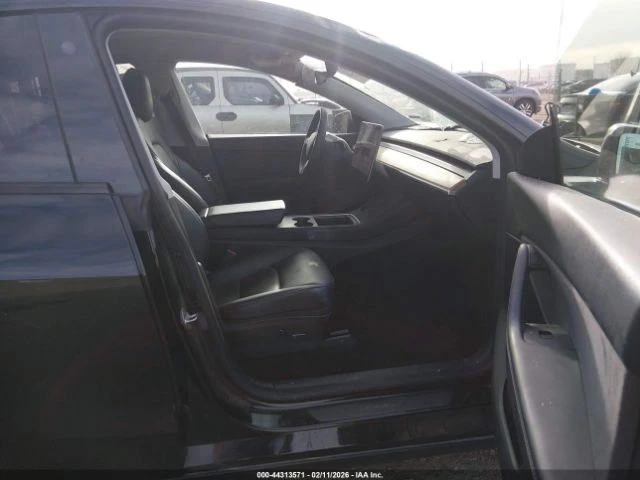 Tesla Model Y * PERFORMANCE* DUAL MOTOR* AWD* , снимка 5 - Автомобили и джипове - 53991637