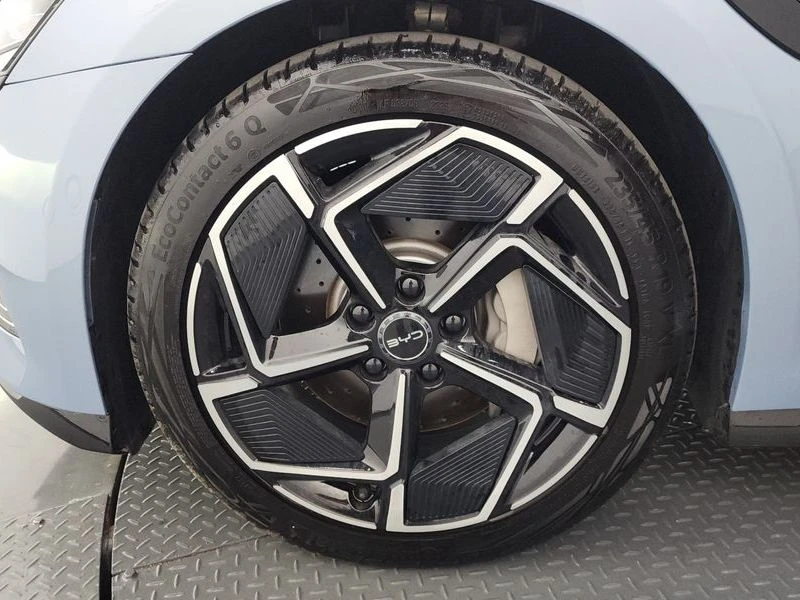 BYD Seal Dynamic AWD| 201�.�. | Mobile.bg � ����������� 5