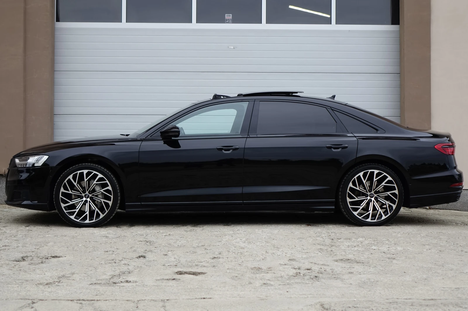 Audi A8 LONG* RS* B&O* LED LIGHT* 360* PANO* !!! - изображение 3