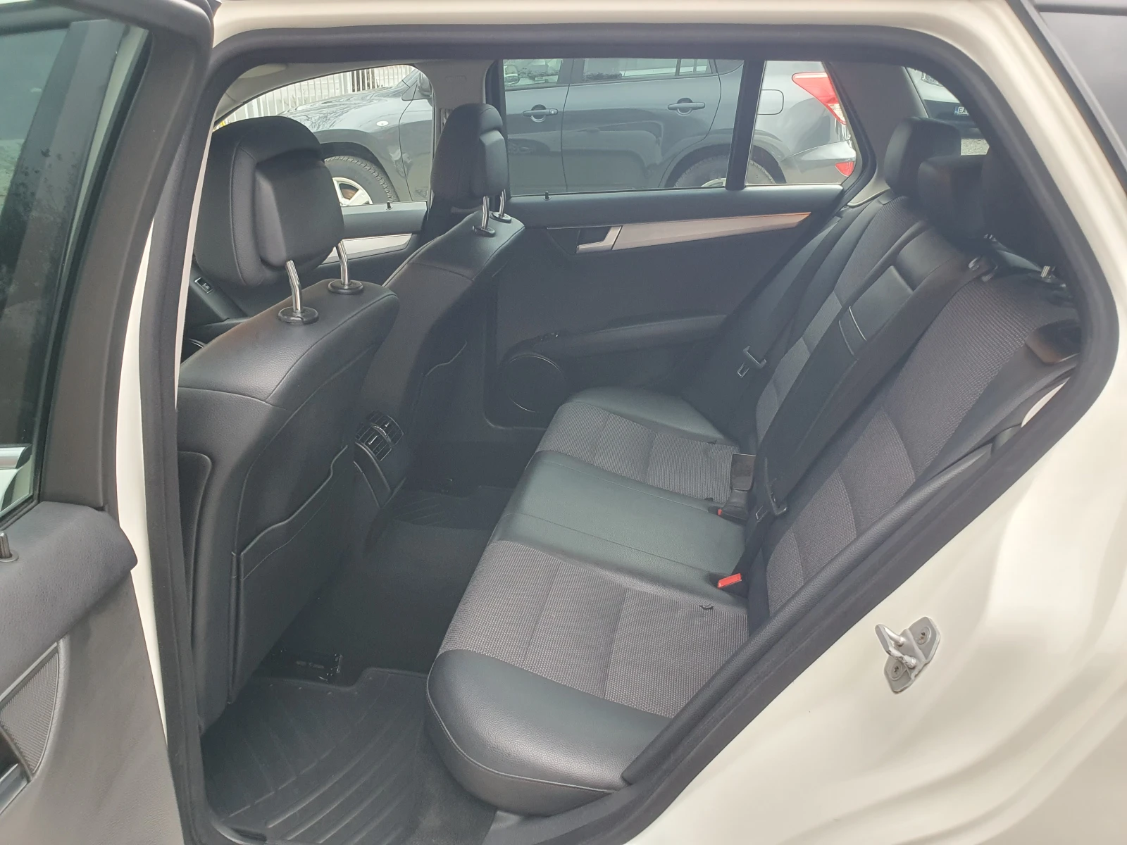 Mercedes-Benz C 220 2.2/170ks | Mobile.bg   11