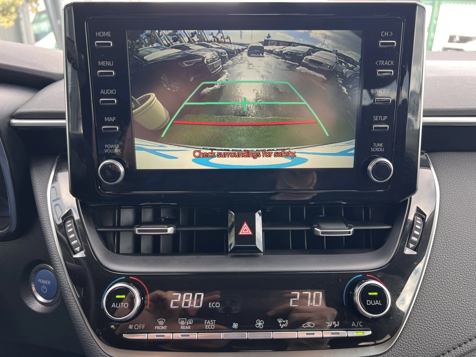 Toyota Corolla EXECUTIVE/1.8 HYBRID/122к.с./е-CVT/ГАРАНЦИЯ, снимка 14 - Автомобили и джипове - 53526830