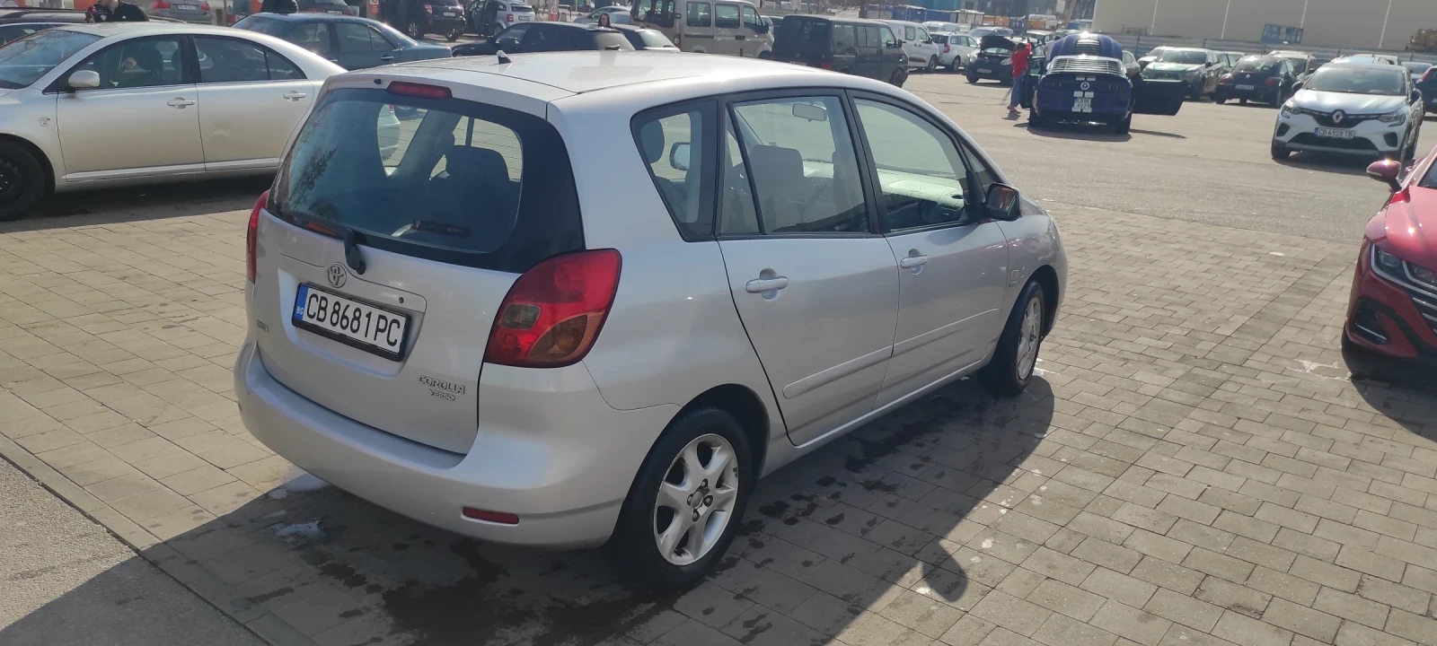 Toyota Corolla verso  - изображение 8