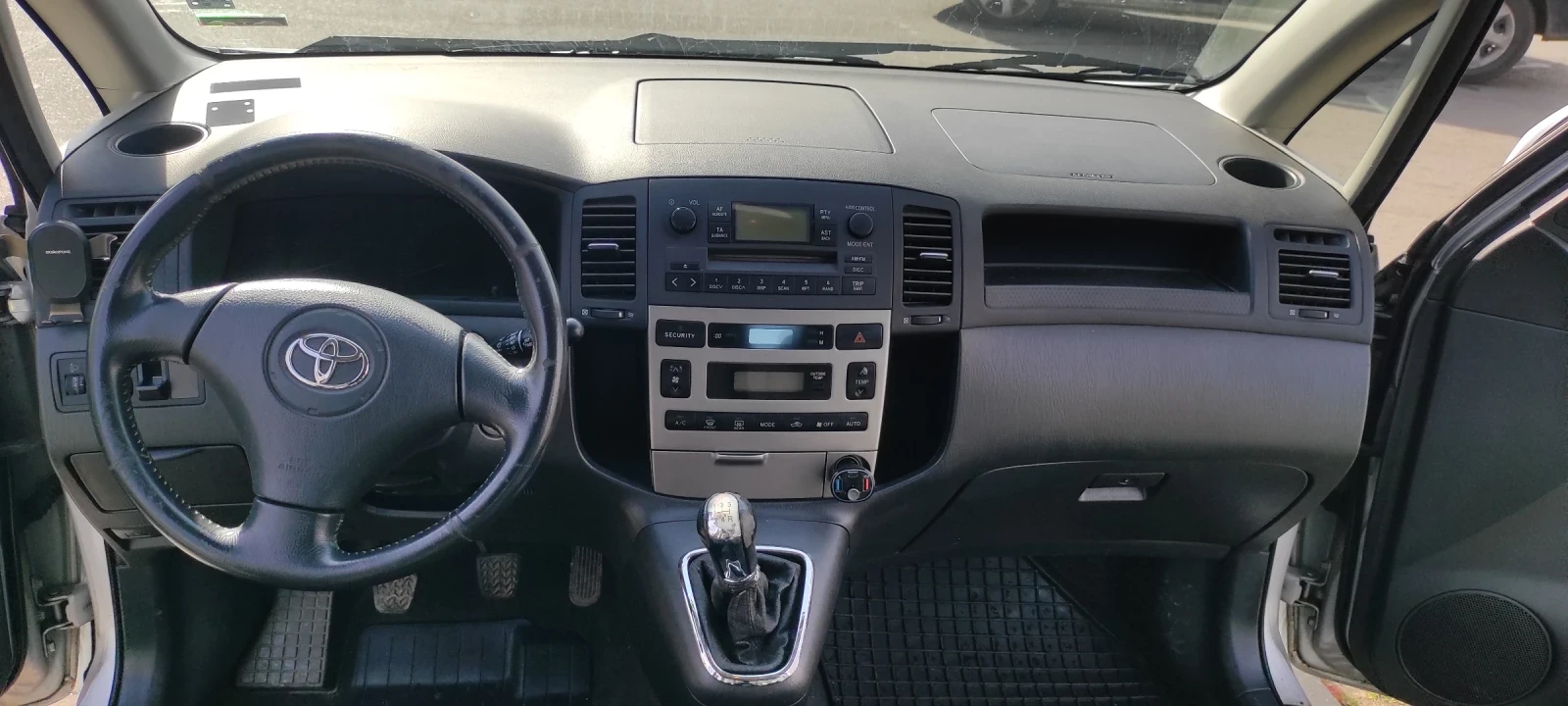 Toyota Corolla verso | Mobile.bg � ����������� 11