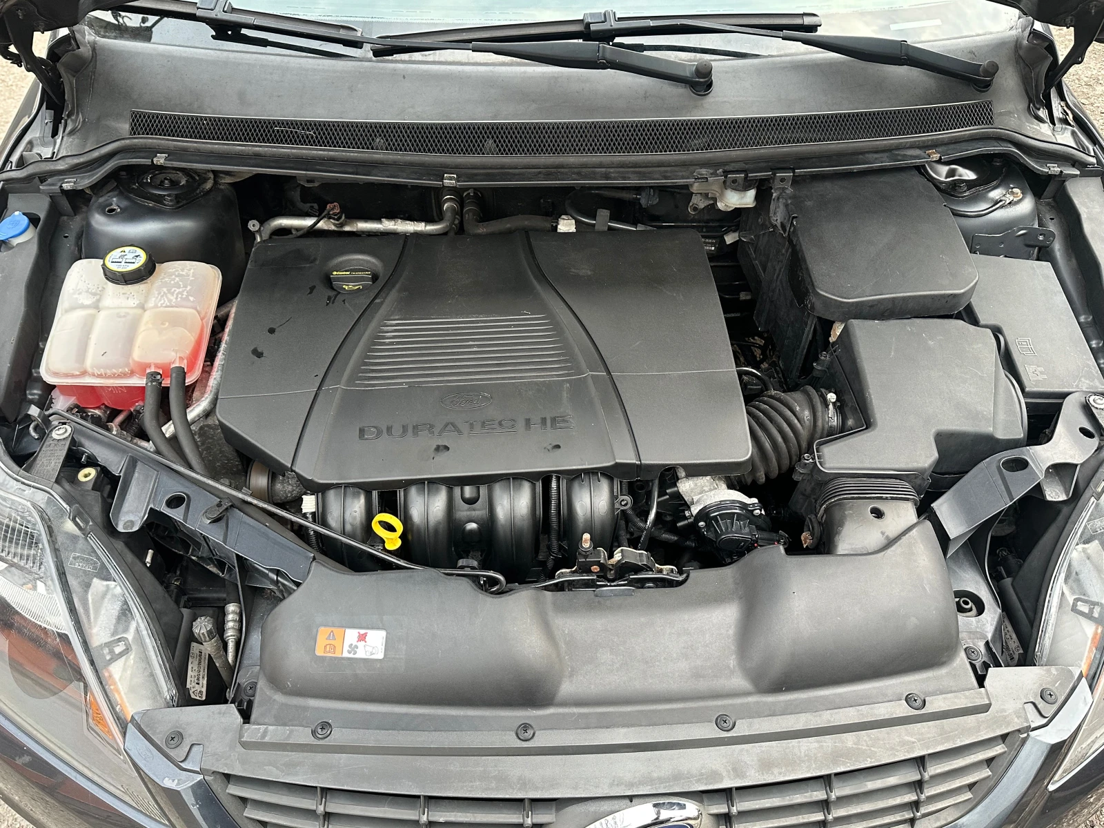 Ford Focus 1.8i TITANIUM , снимка 15 - Автомобили и джипове - 53714424