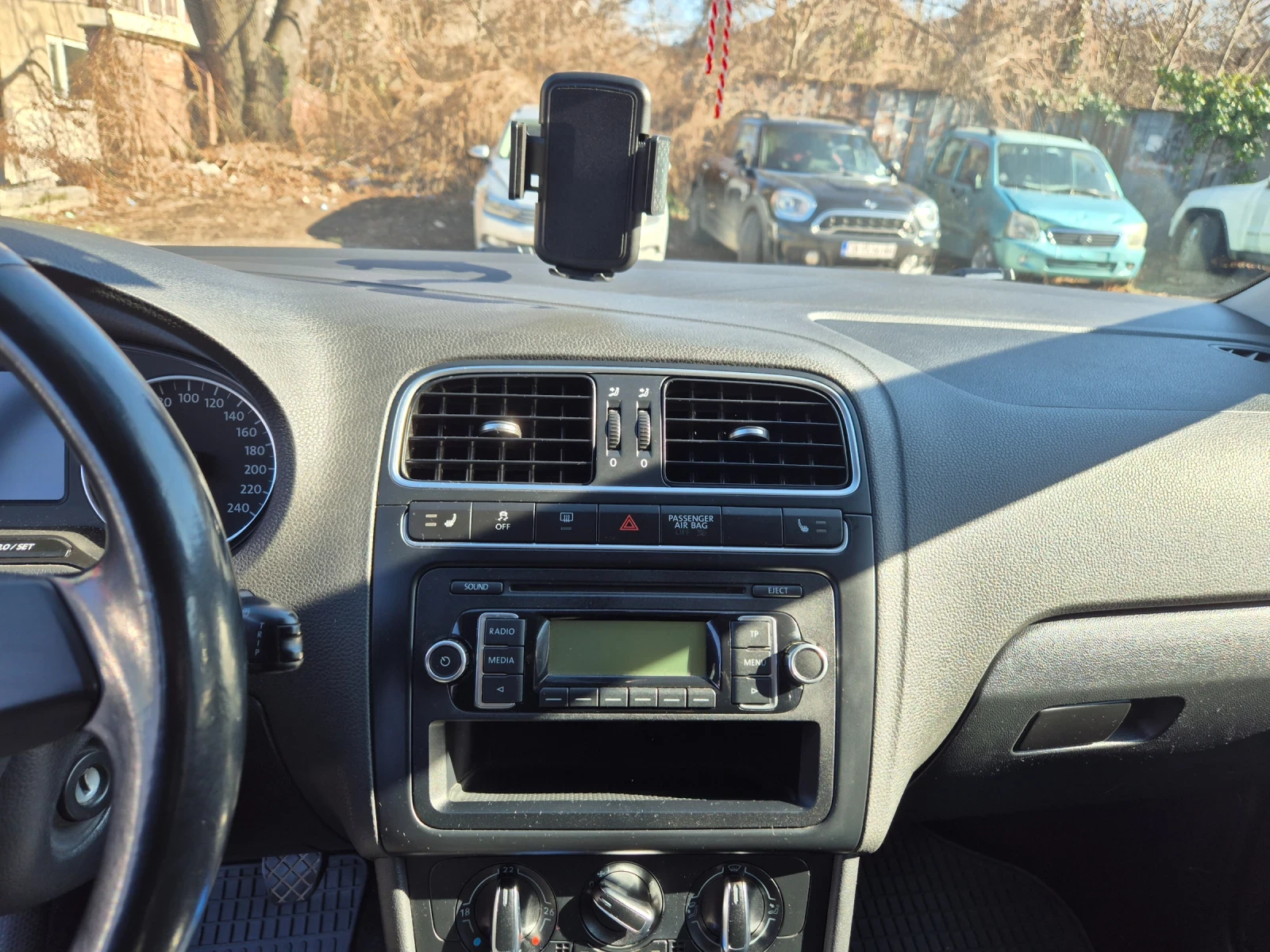 VW Polo, снимка 7 - Автомобили и джипове - 53864507