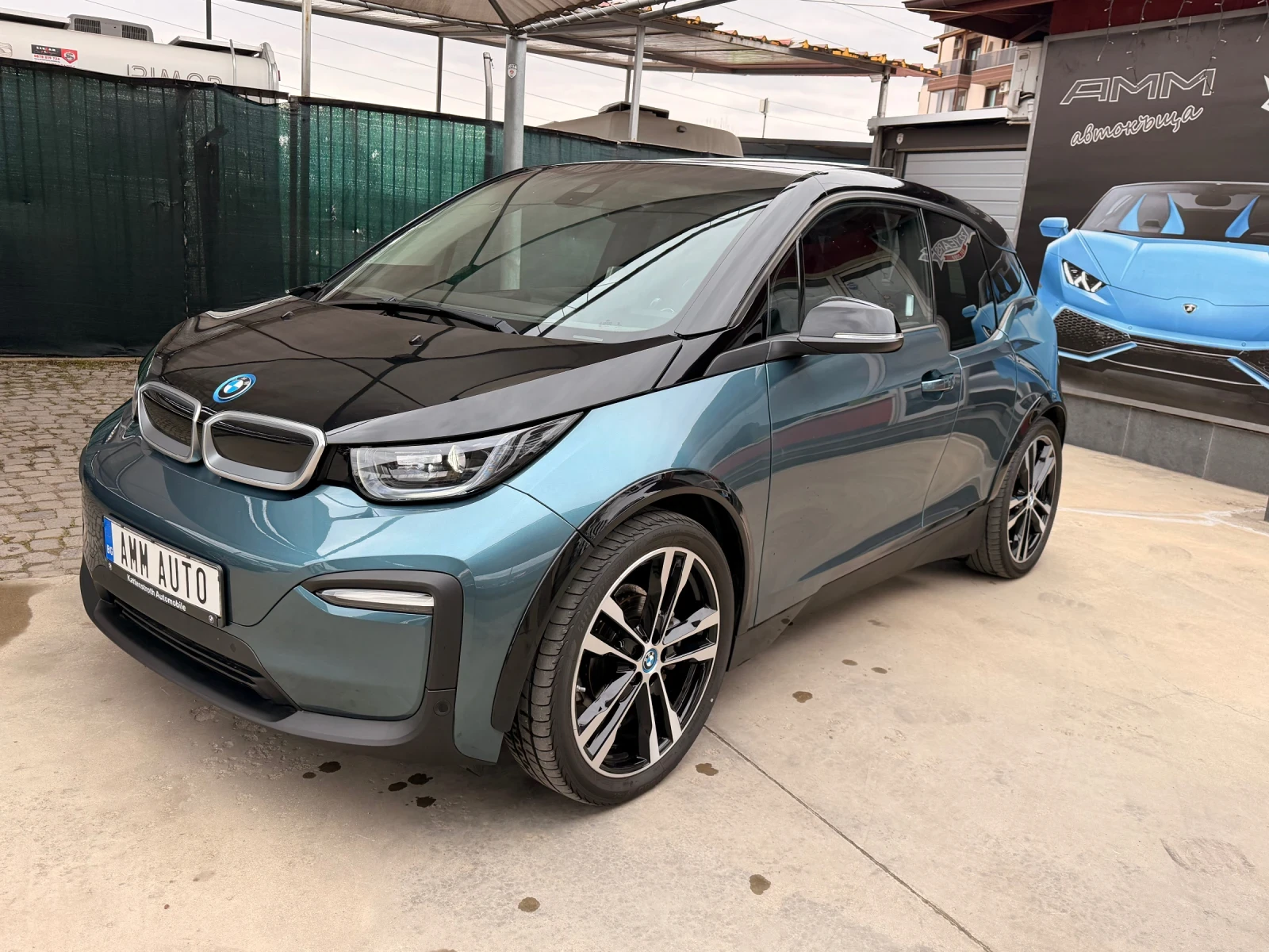 BMW i3 УНИКАТ* FULL* КОЖА* ШИБЕДАХ* ДИСТРОНИК* 20, снимка 3 - Автомобили и джипове - 53902591