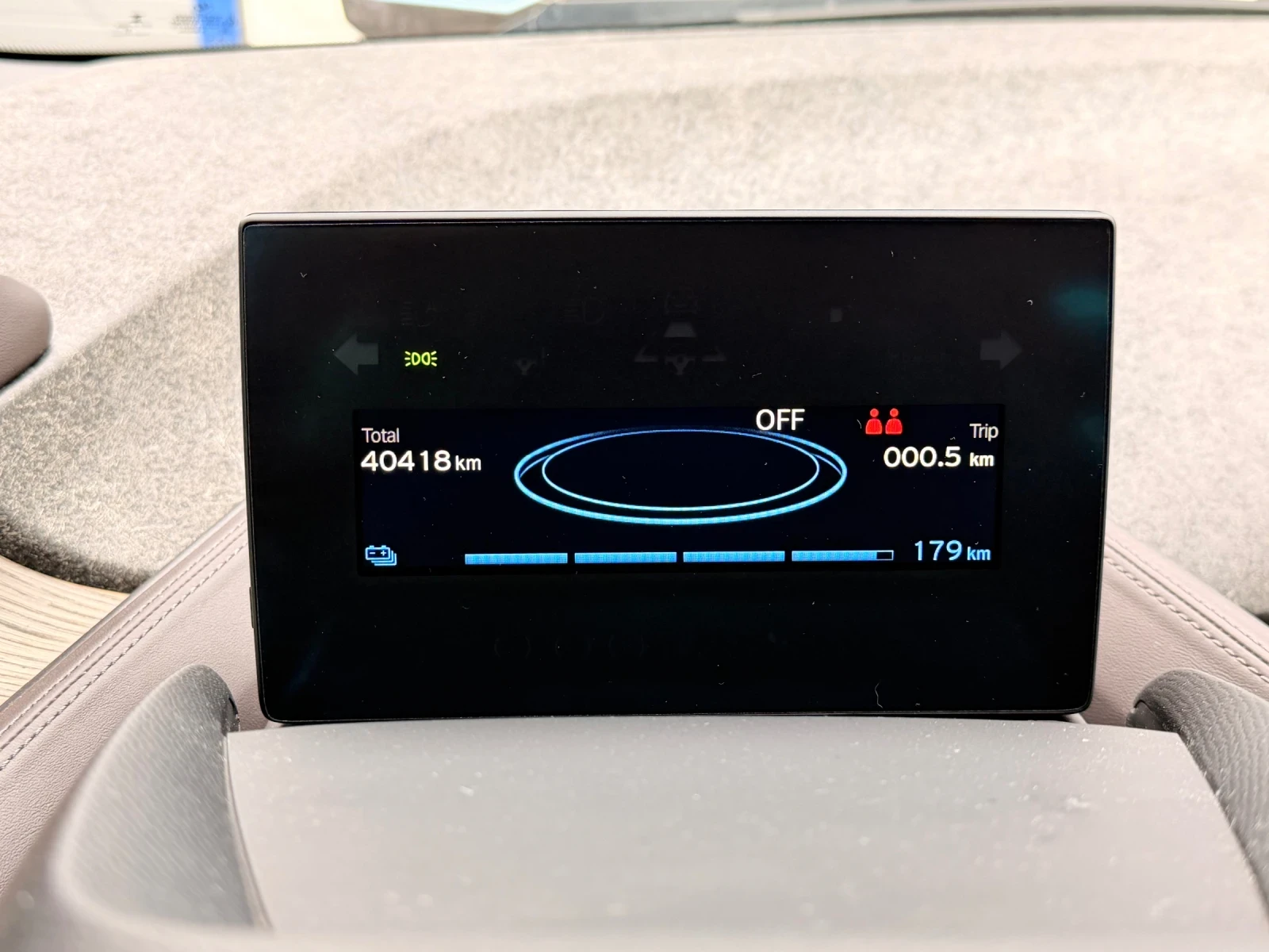 BMW i3 УНИКАТ* FULL* КОЖА* ШИБЕДАХ* ДИСТРОНИК* 20, снимка 8 - Автомобили и джипове - 53902591