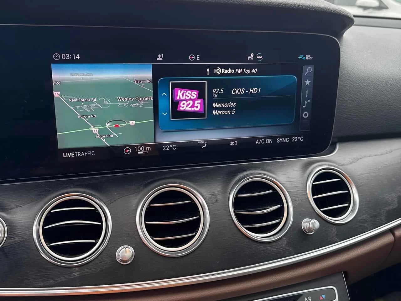 Mercedes-Benz E 300 * 4MATIC * BURMESTER * ХЕД ЪП * 360 * , снимка 9 - Автомобили и джипове - 53918262