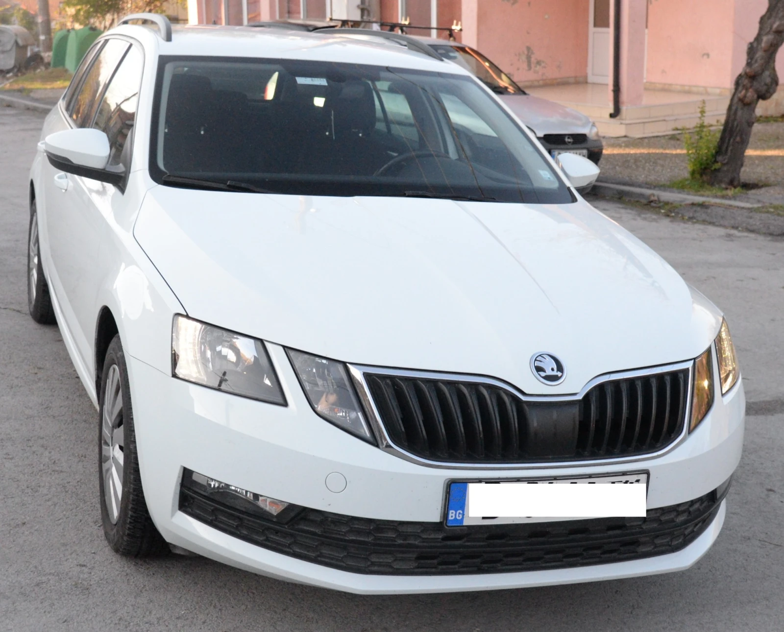 Skoda Octavia, снимка 3 - Автомобили и джипове - 55139451