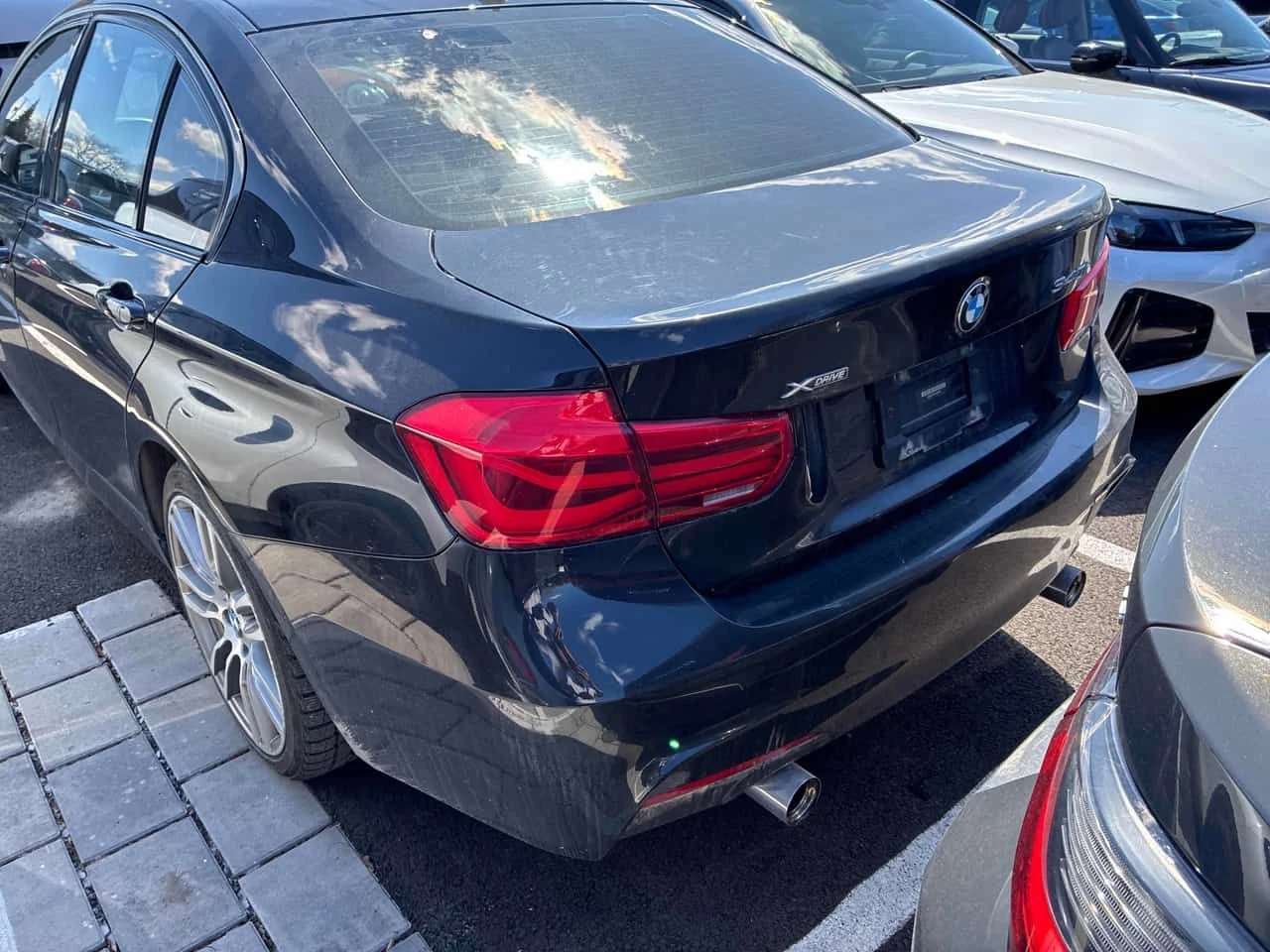 BMW 340 xDrive * ПОДГРЕВ * ОТ ПРЕДСТАВИТЕЛСТВО, снимка 4 - Автомобили и джипове - 54341311