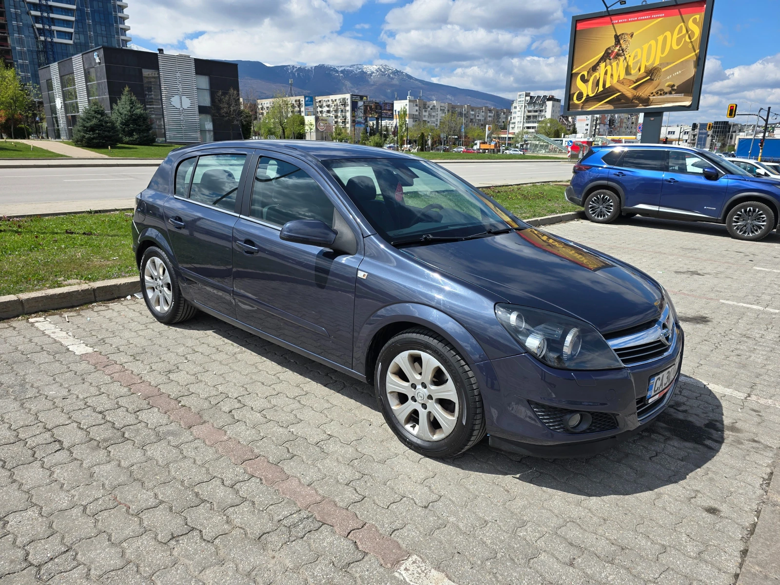 Opel Astra H, снимка 3 - Автомобили и джипове - 54363021
