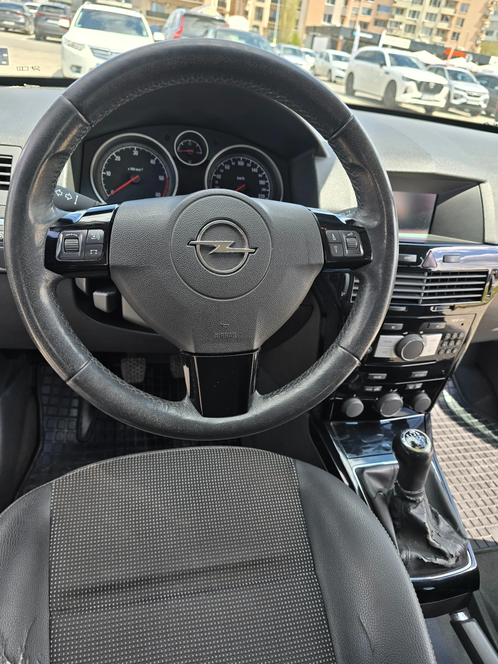 Opel Astra H, снимка 10 - Автомобили и джипове - 54363021