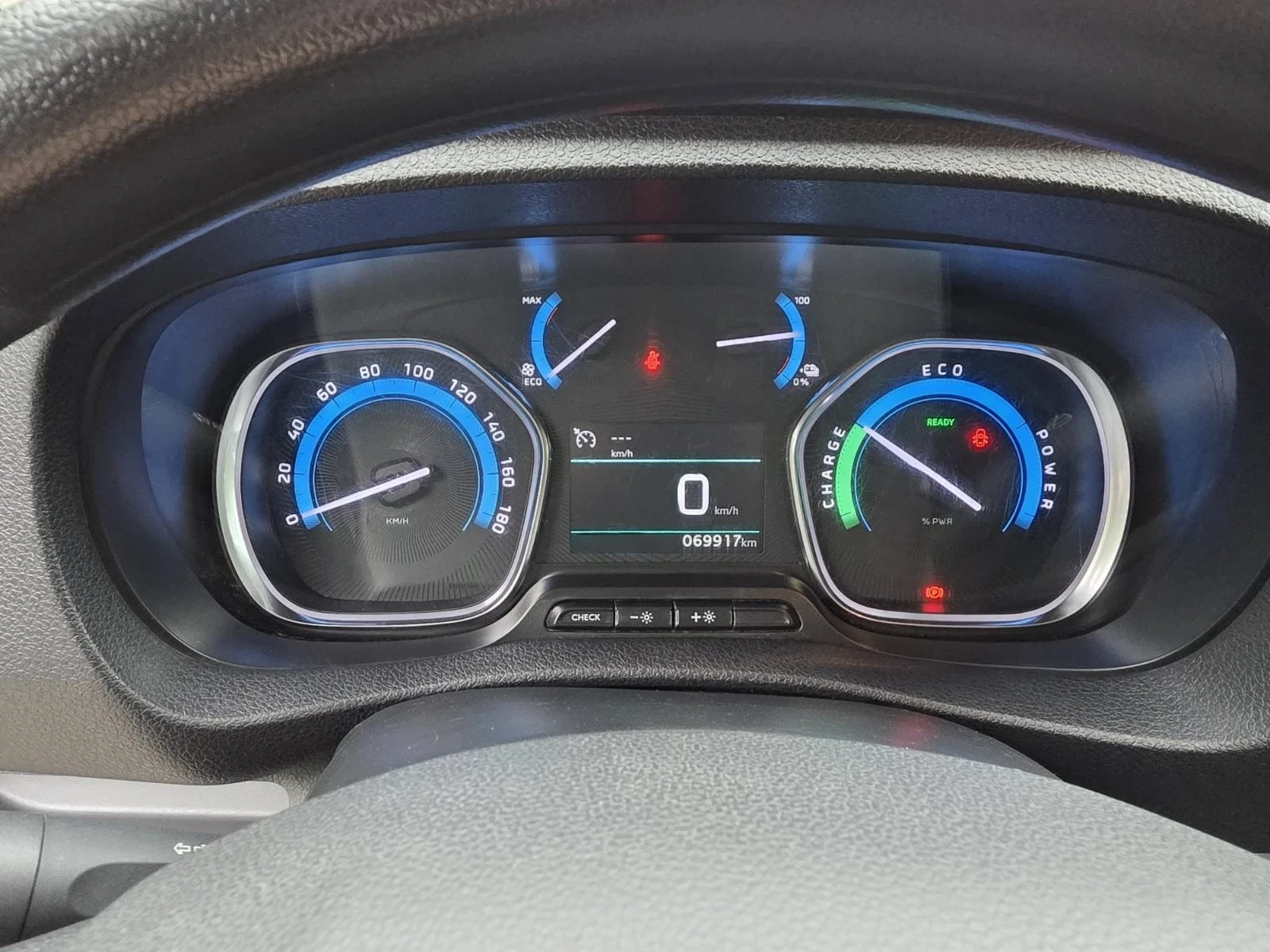 Peugeot Expert Electric 75kW, снимка 12 - Автомобили и джипове - 54383683