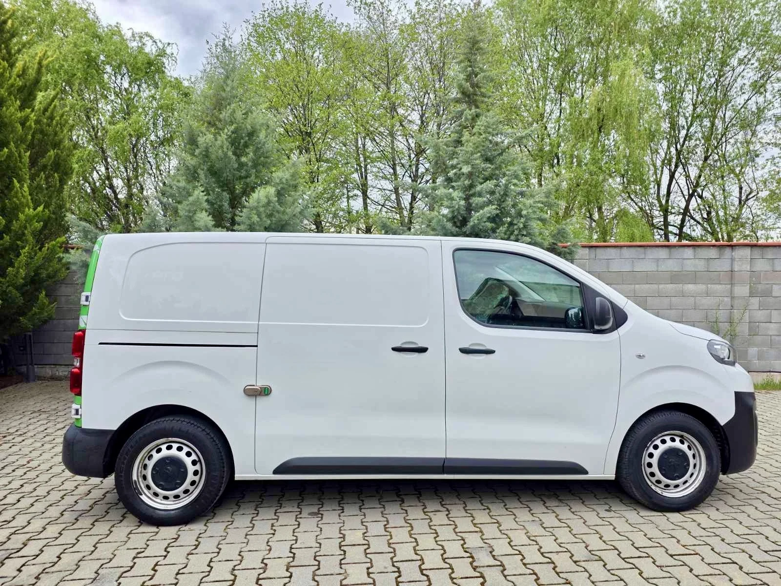 Peugeot Expert Electric 75kW, снимка 4 - Автомобили и джипове - 54383683