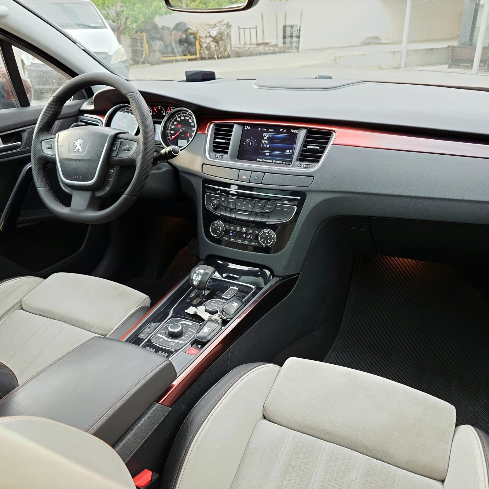 Peugeot 508 RXH 2.0HDI 4X4 FULL, снимка 11 - Автомобили и джипове - 54495806