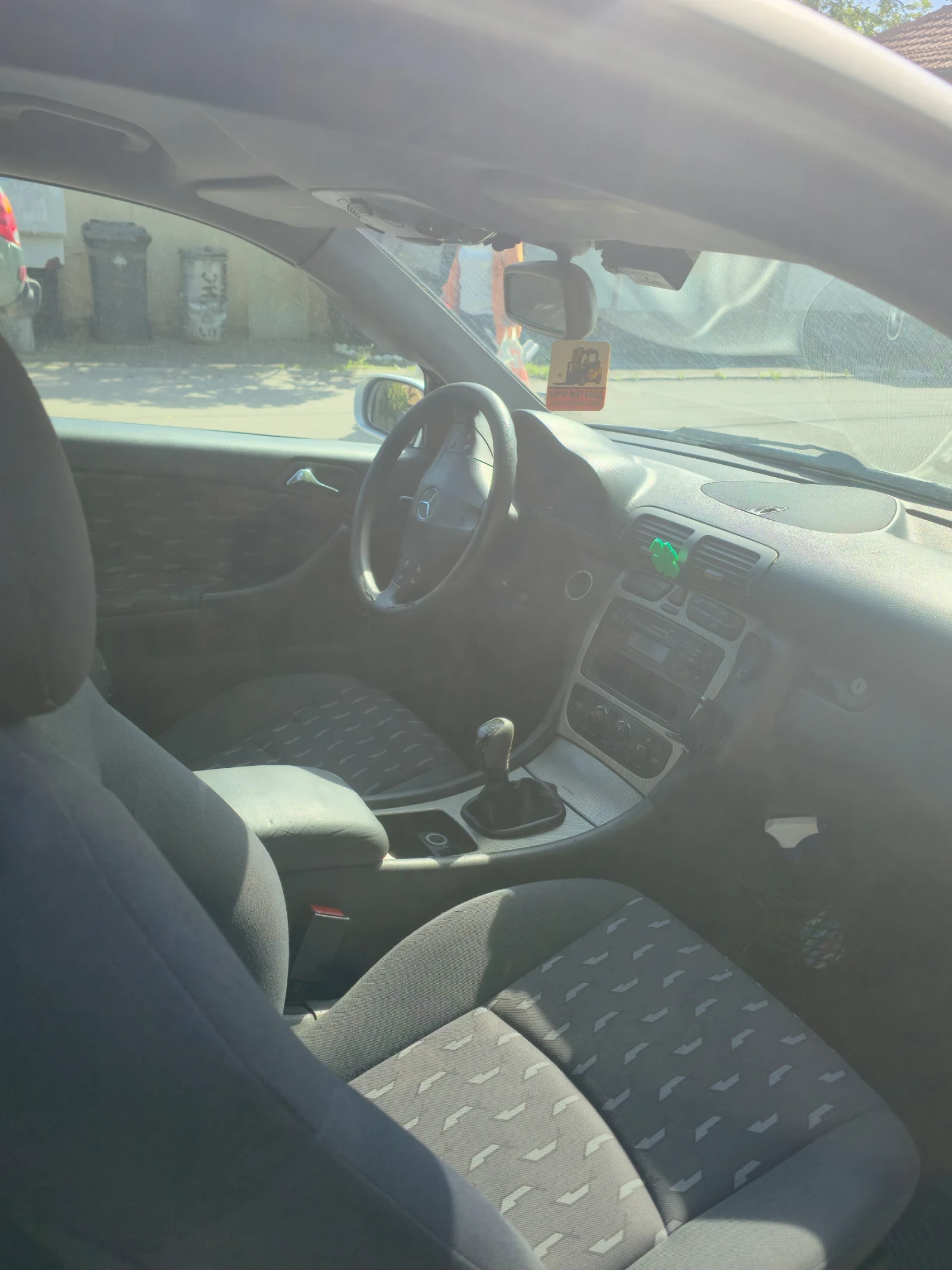Mercedes-Benz C 180 Kompressor, снимка 5 - Автомобили и джипове - 54753855