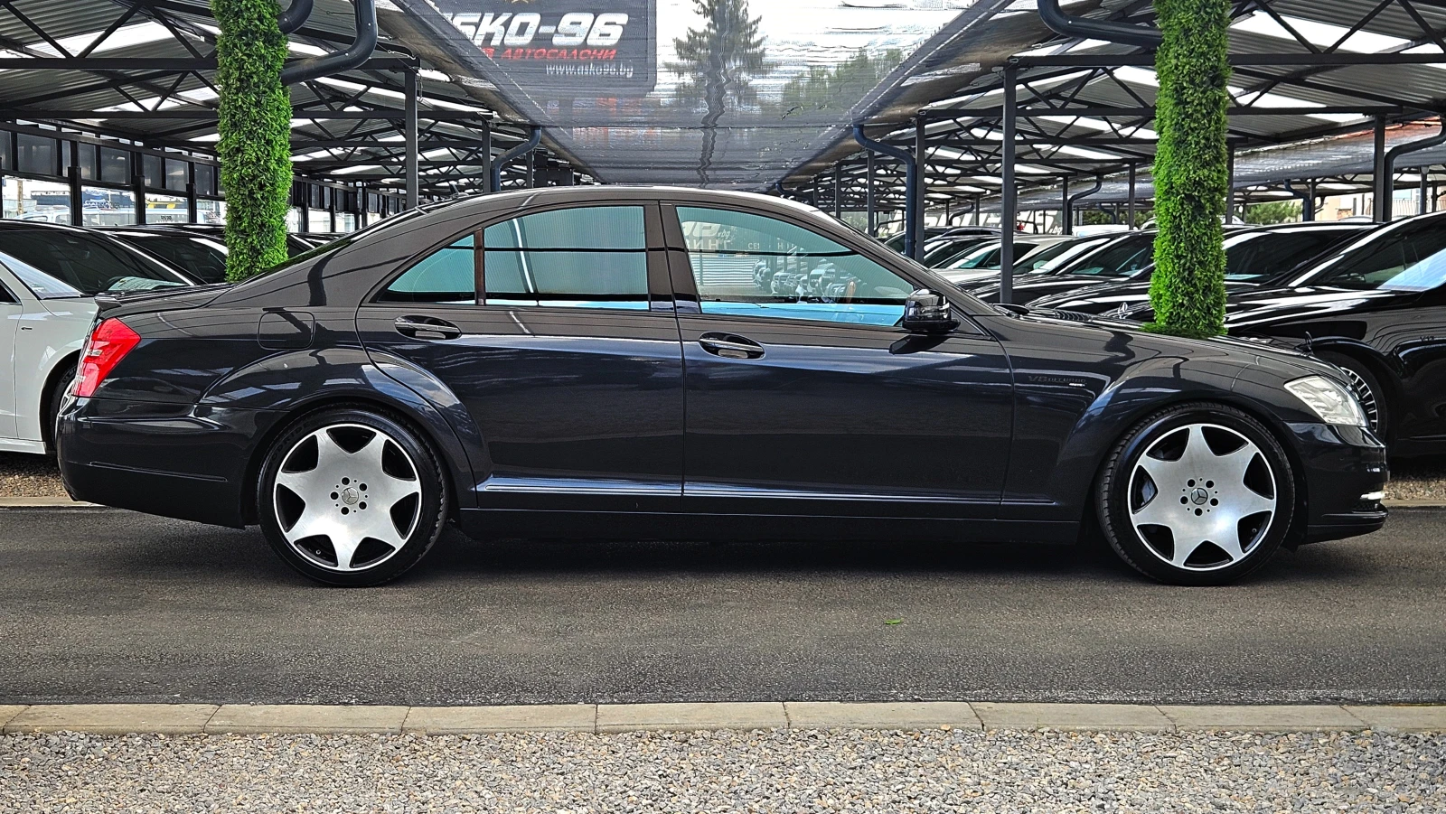 Mercedes-Benz S 500 AMG/4M/DESIGNO/TV/DISTR/CAMERA/HARMAN/МАСАЖ/NIGHT, снимка 4 - Автомобили и джипове - 55021013