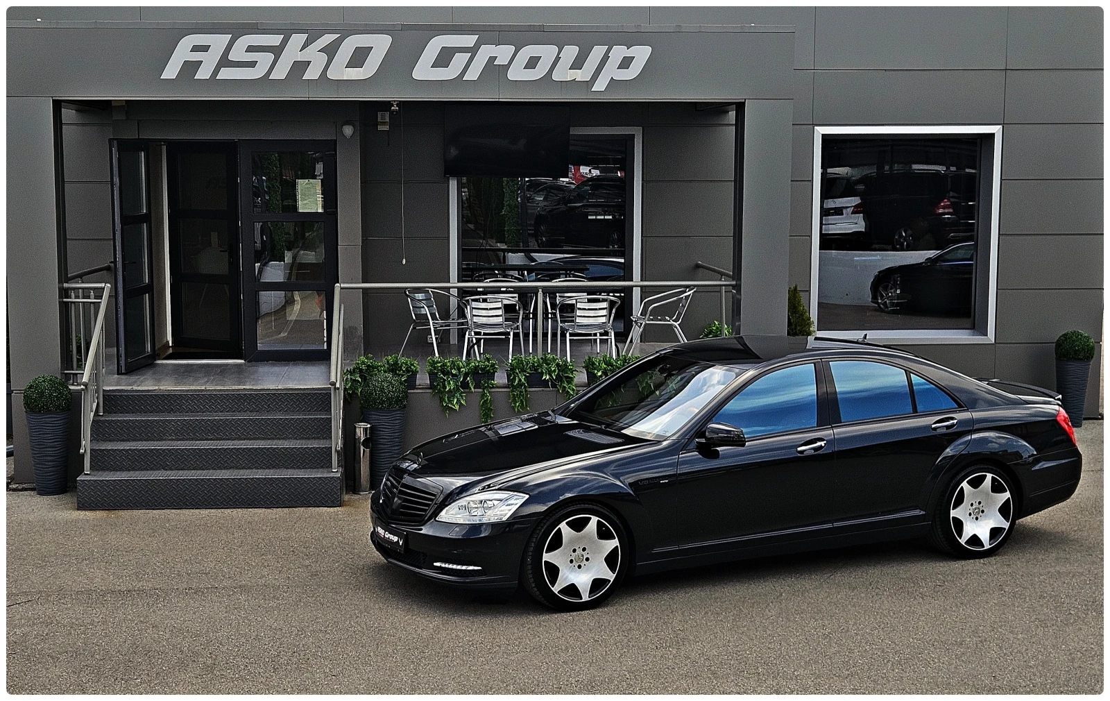 Mercedes-Benz S 500 AMG/4M/DESIGNO/TV/DISTR/CAMERA/HARMAN/МАСАЖ/NIGHT, снимка 17 - Автомобили и джипове - 55021013