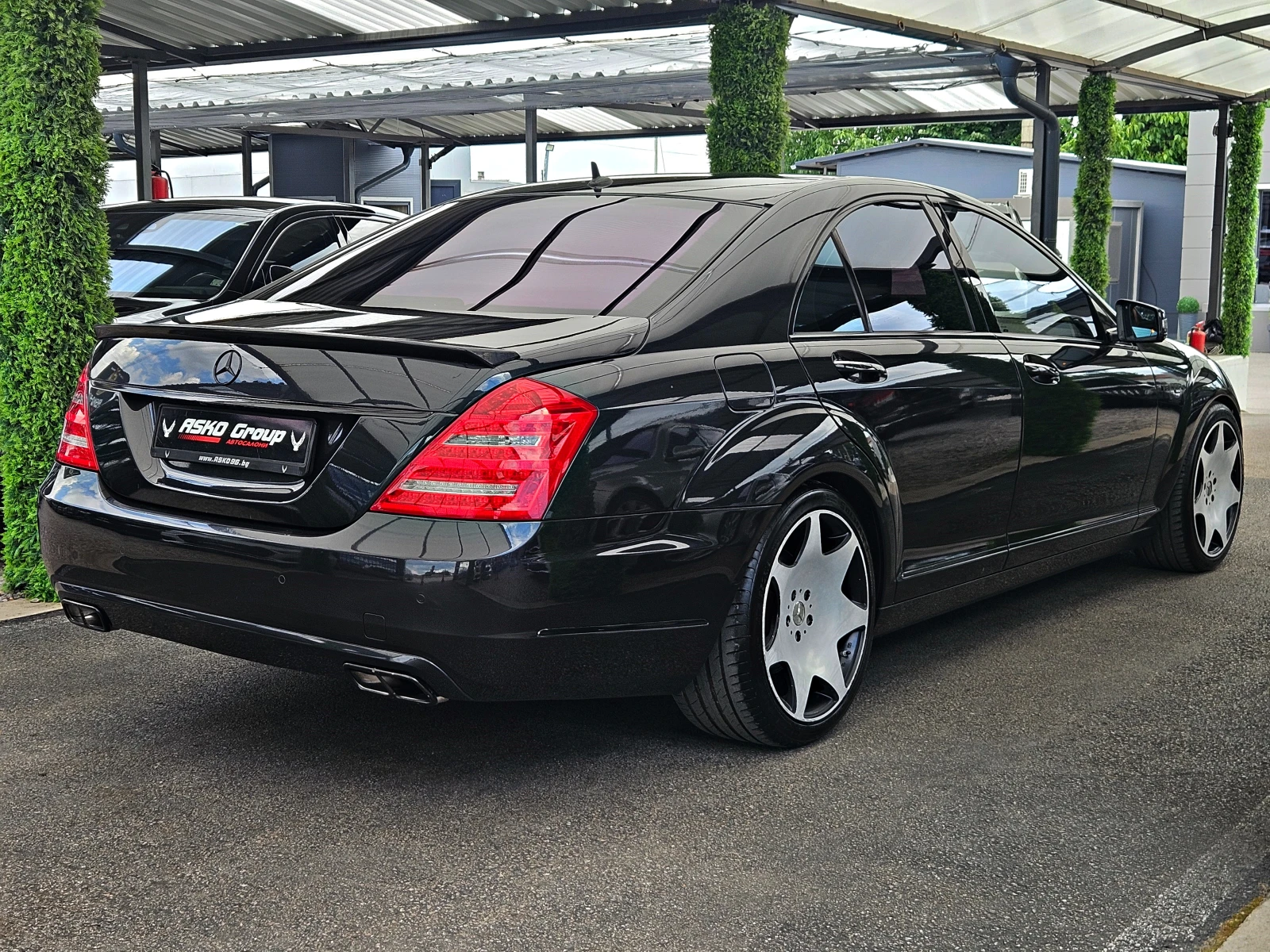 Mercedes-Benz S 500 AMG/4M/DESIGNO/TV/DISTR/CAMERA/HARMAN/МАСАЖ/NIGHT, снимка 5 - Автомобили и джипове - 55021013