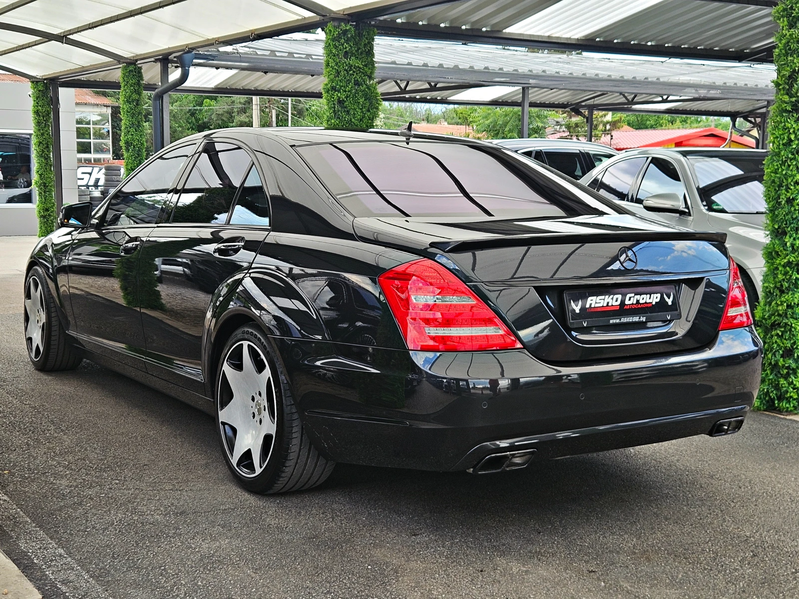 Mercedes-Benz S 500 AMG/4M/DESIGNO/TV/DISTR/CAMERA/HARMAN/МАСАЖ/NIGHT, снимка 7 - Автомобили и джипове - 55021013