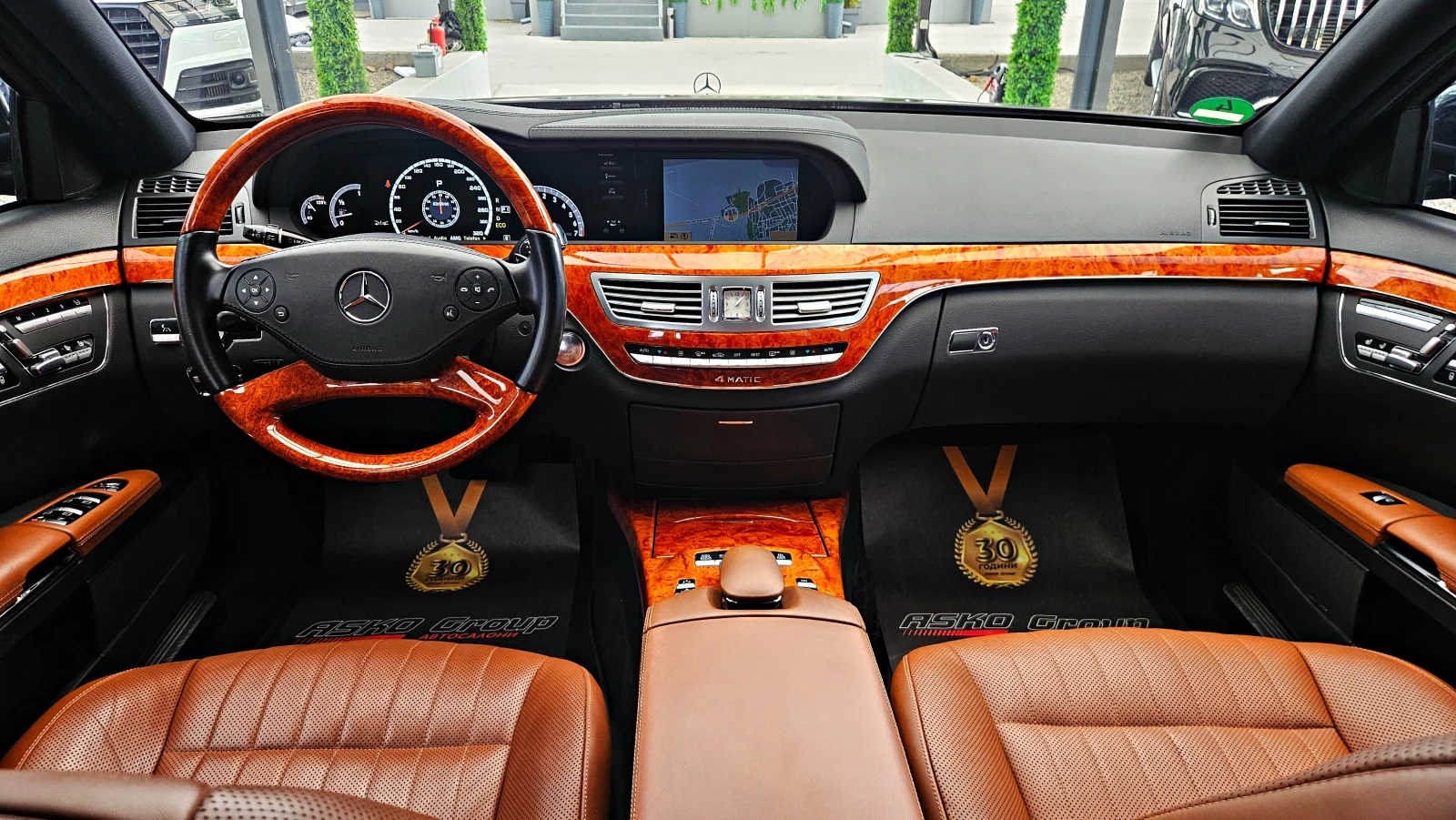 Mercedes-Benz S 500 AMG/4M/DESIGNO/TV/DISTR/CAMERA/HARMAN/МАСАЖ/NIGHT, снимка 8 - Автомобили и джипове - 55021013