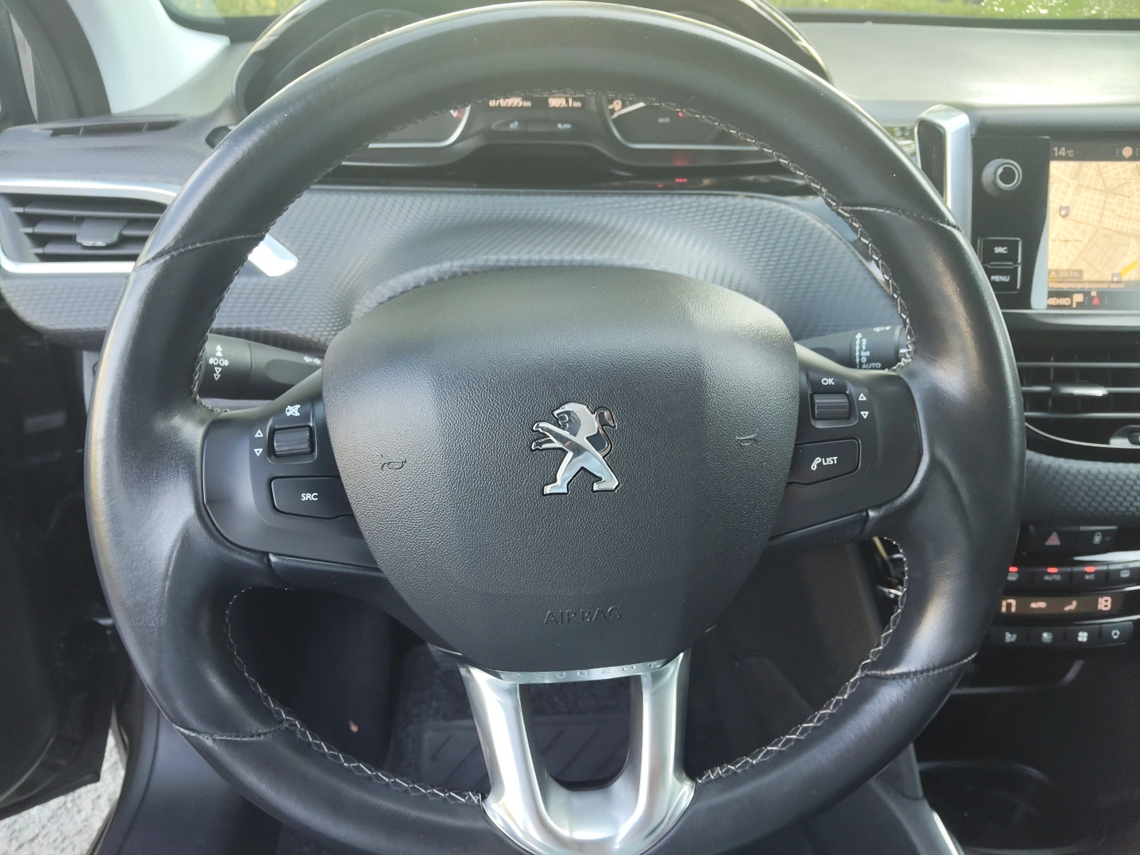 Peugeot 208 1, 2i 82ps ALLURE, снимка 9 - Автомобили и джипове - 55223730