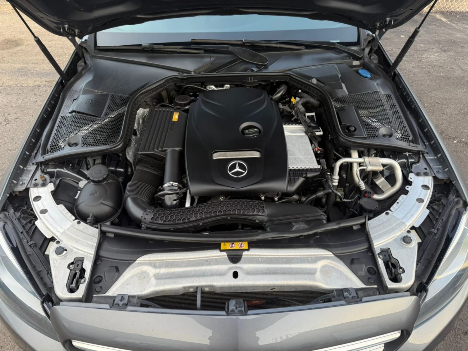Mercedes-Benz C 300 ДВА КЛЮЧА / KEYLESS / ШИБИДАХ / CARFAX, снимка 11 - Автомобили и джипове - 55417330