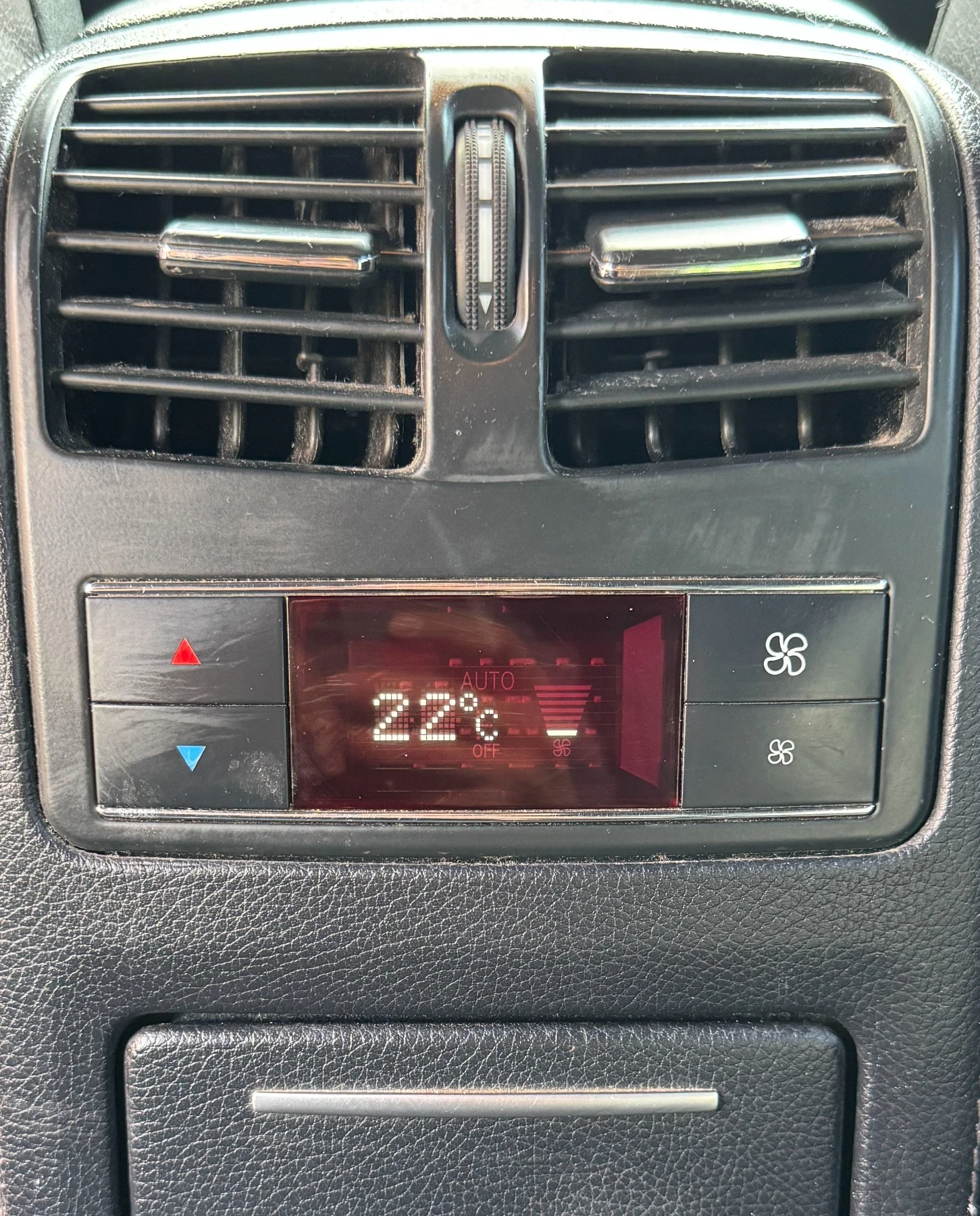 Mercedes-Benz CLS 350, снимка 16 - Автомобили и джипове - 55905946