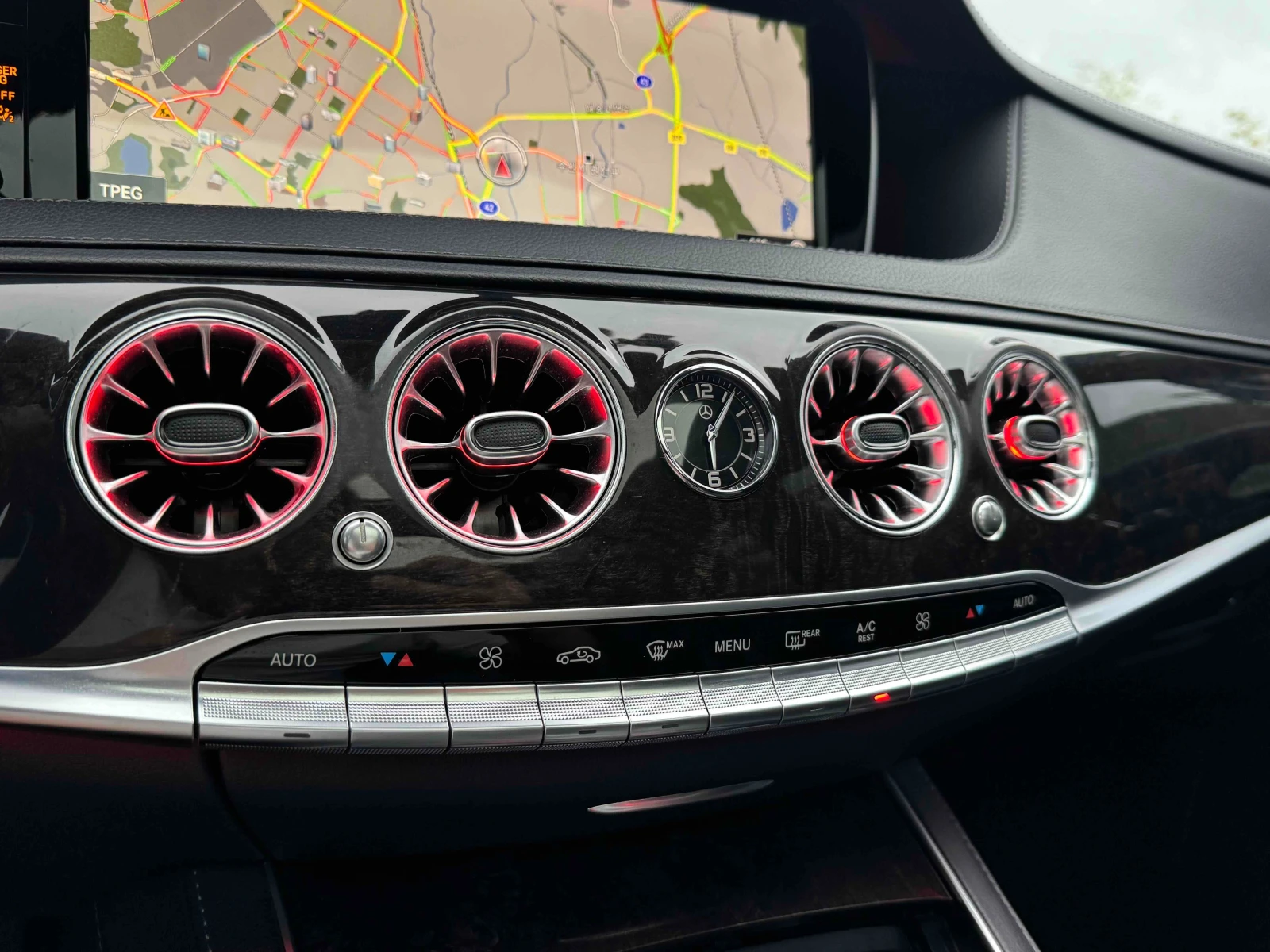 Mercedes-Benz S 350 AMG line/Head up/360 Cam/Подгрев/Обдух/ДИСТРОНИК, снимка 14 - Автомобили и джипове - 55444877
