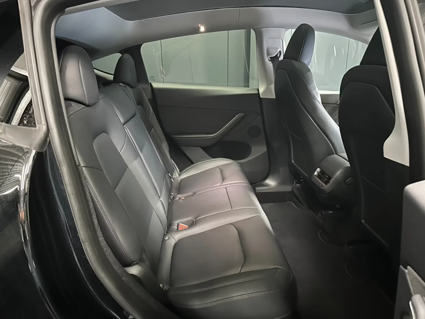 Tesla Model Y PERFORMANCE* DUAL* AWD* 360* , снимка 13 - Автомобили и джипове - 55475346