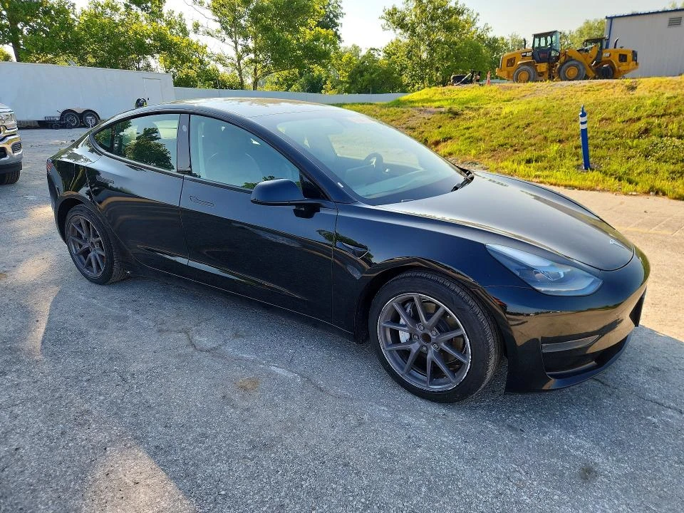 Tesla Model 3 | Mobile.bg � ����������� 4