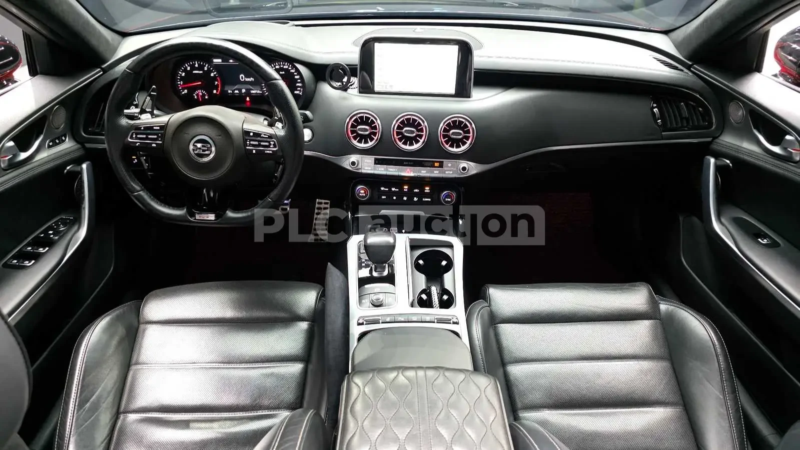 Kia Stinger GT 3.3| HUD| ОБДУХВАНЕ| PANO| DISS| 360, снимка 7 - Автомобили и джипове - 55537698