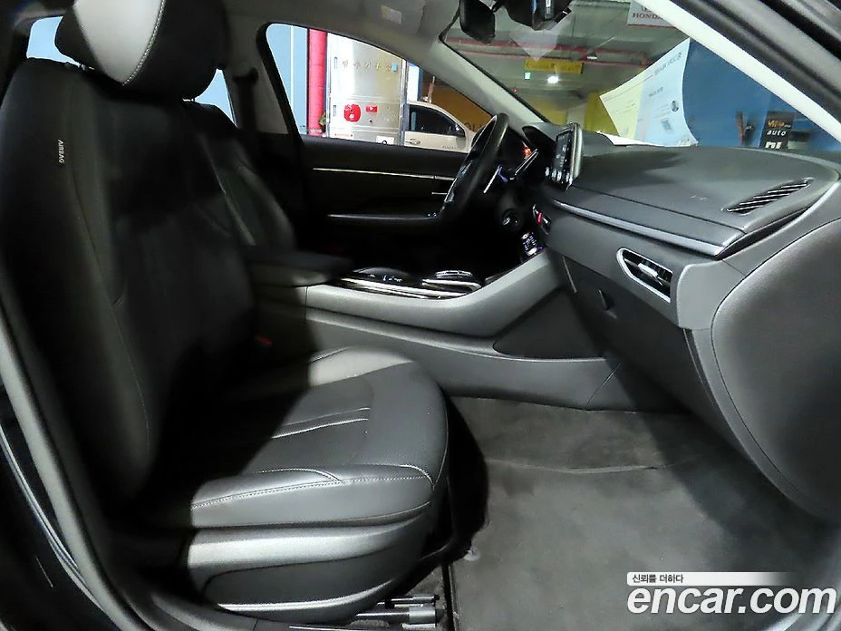 Hyundai Sonata 2.0 Smart, снимка 12 - Автомобили и джипове - 55676646