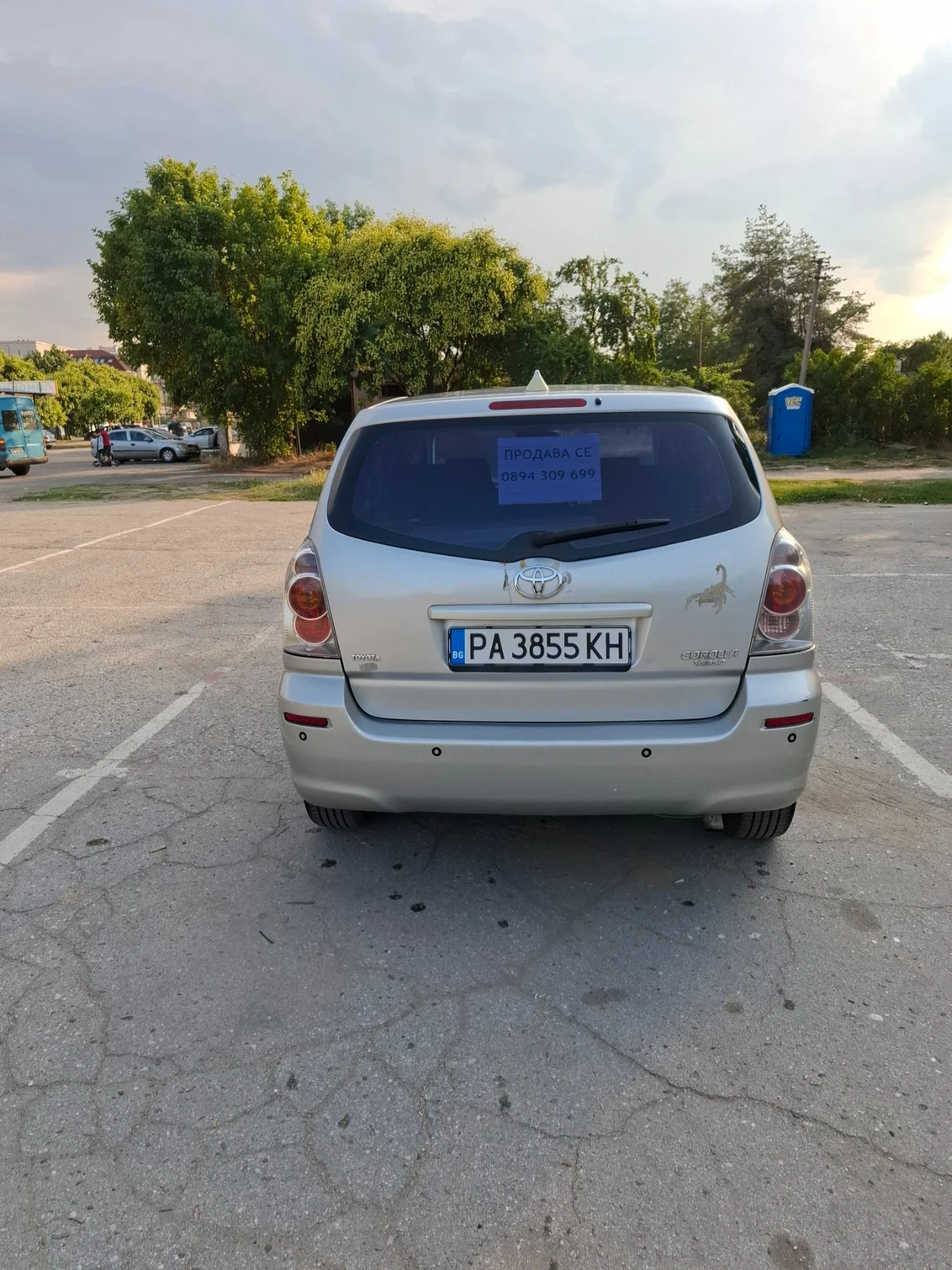 Toyota Corolla verso, снимка 4 - Автомобили и джипове - 55961928