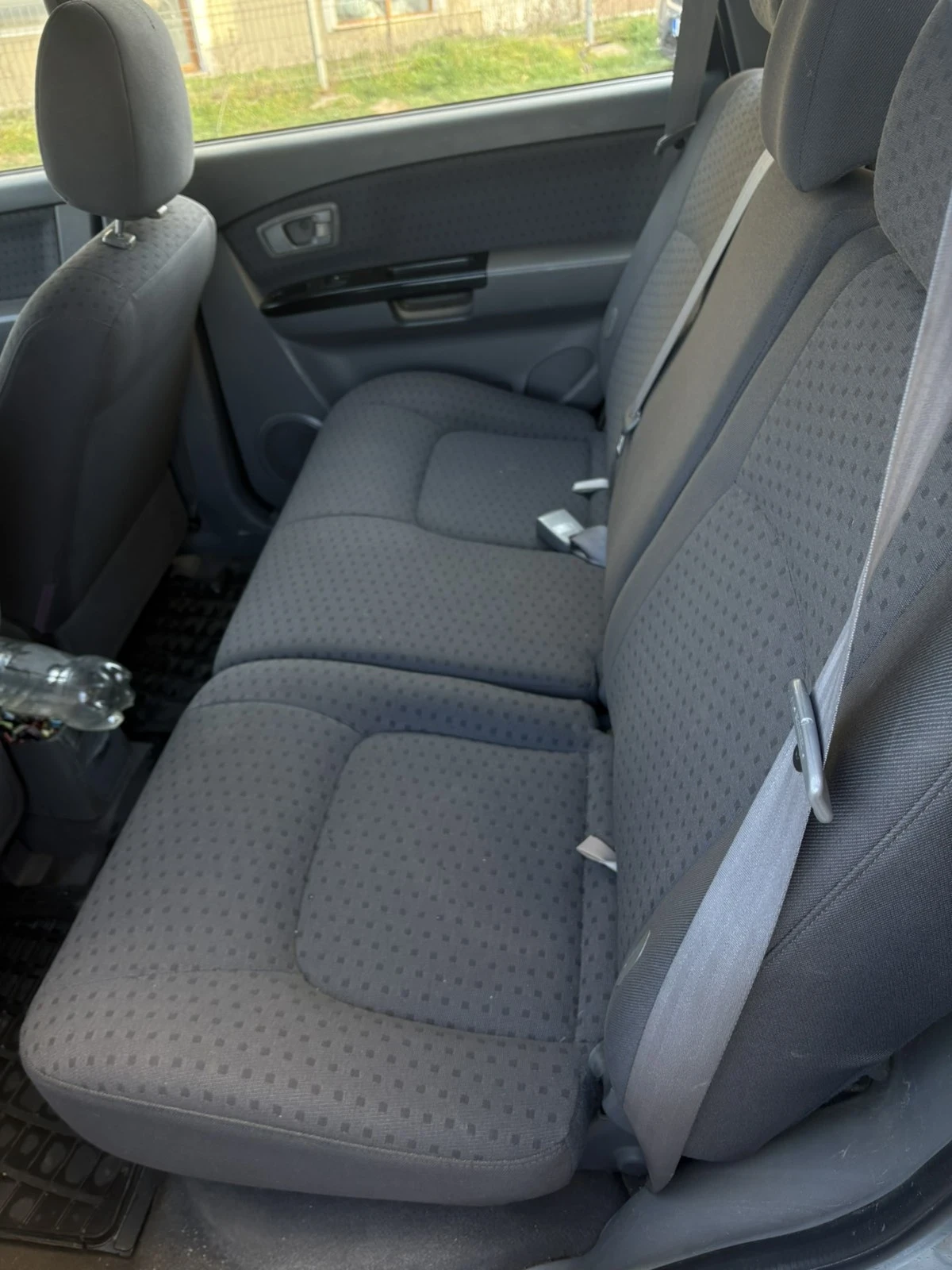 Kia Carens 1.9TDI, снимка 10 - Автомобили и джипове - 56220952